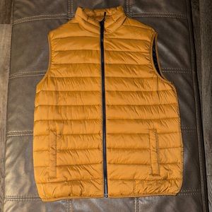 SwissTech Vest